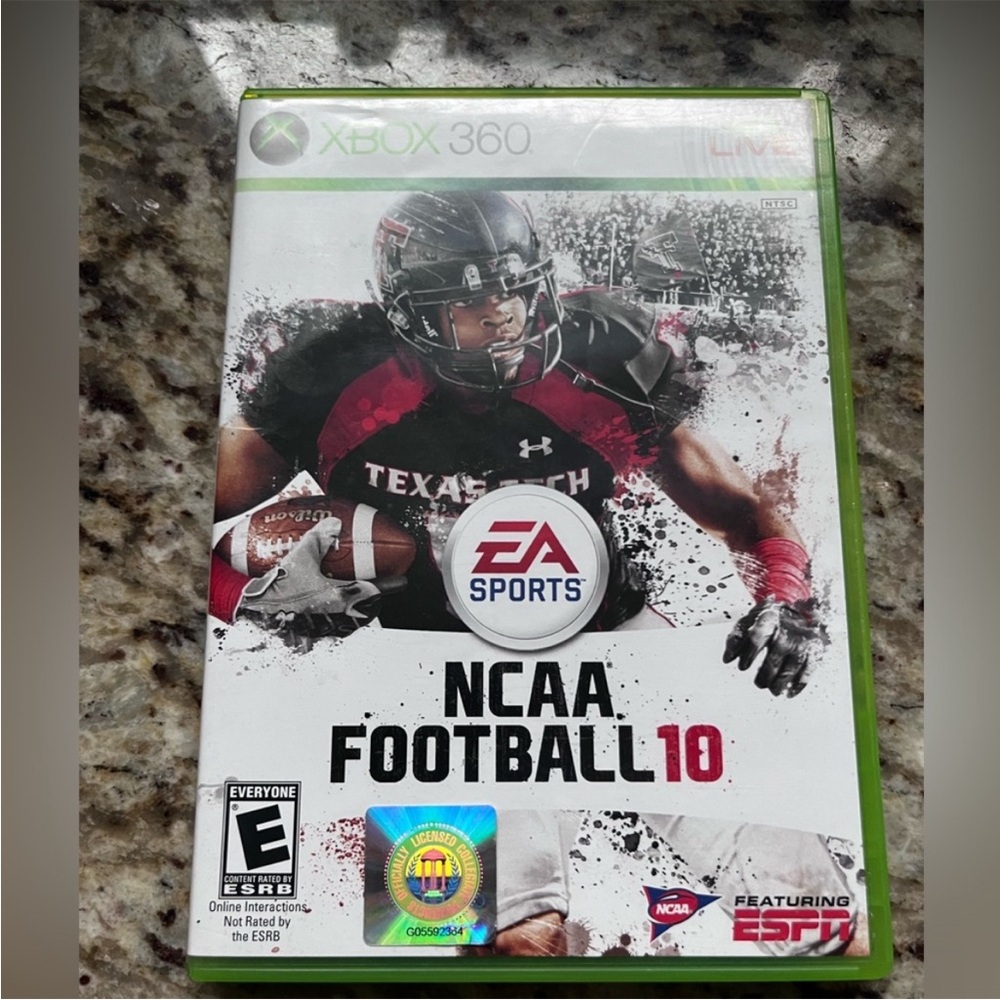 NCAA Football 10 for Xbox 360 - Black and White